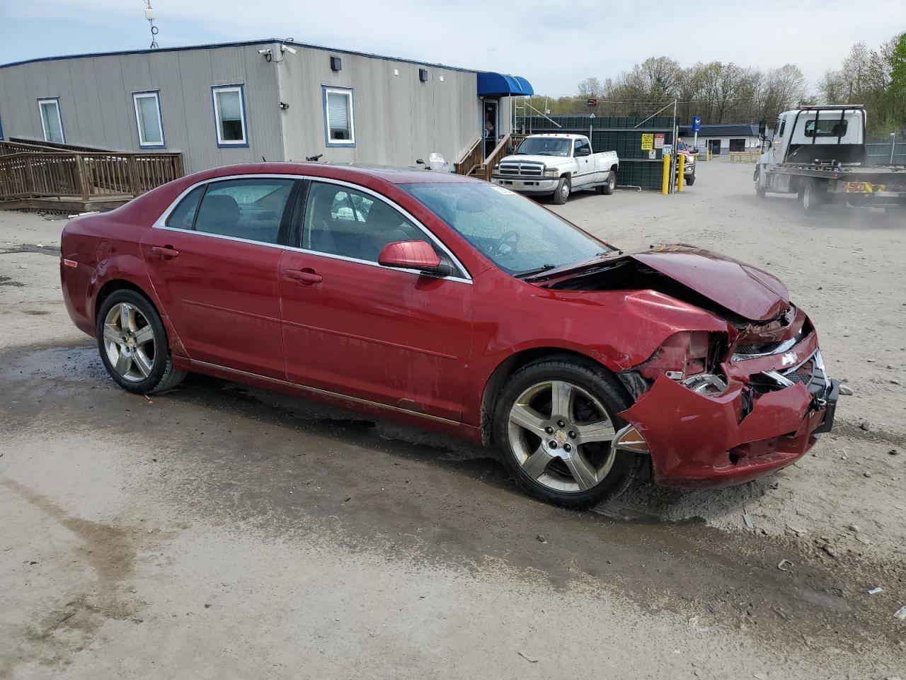 1G1ZD5E74BF229787 2011 Chevrolet Malibu 2Lt