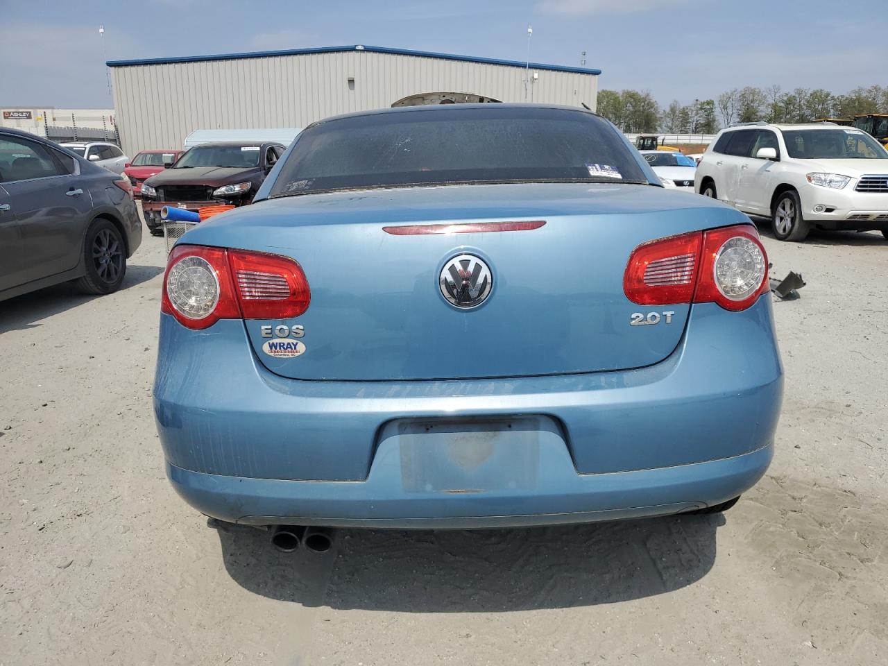 WVWFA71F97V042134 2007 Volkswagen Eos 2.0T Luxury