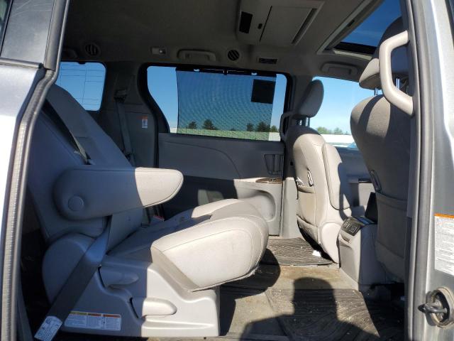 2019 TOYOTA SIENNA XLE - 5TDDZ3DC6KS215282
