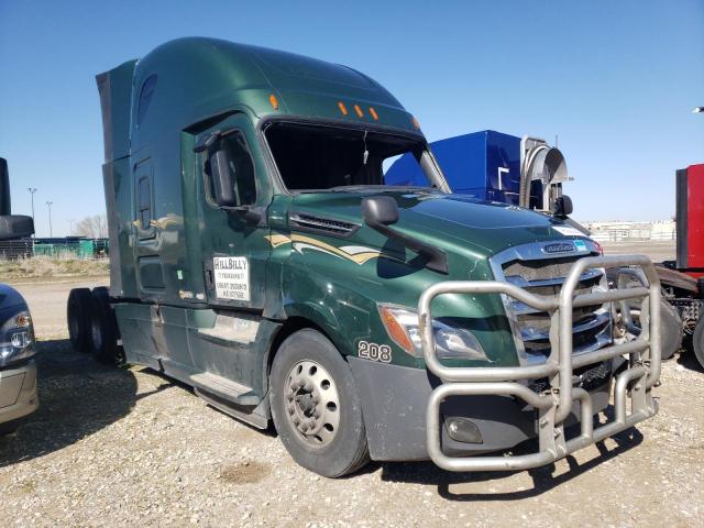 Lot #2441117066 2019 FREIGHTLINER CASCADIA salvage car