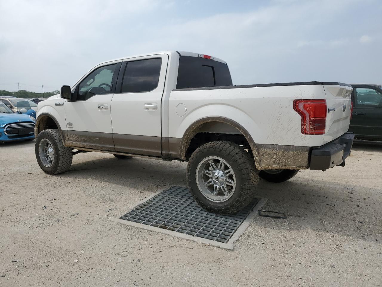 1FTEW1EG2FFB97372 2015 Ford F150 Supercrew