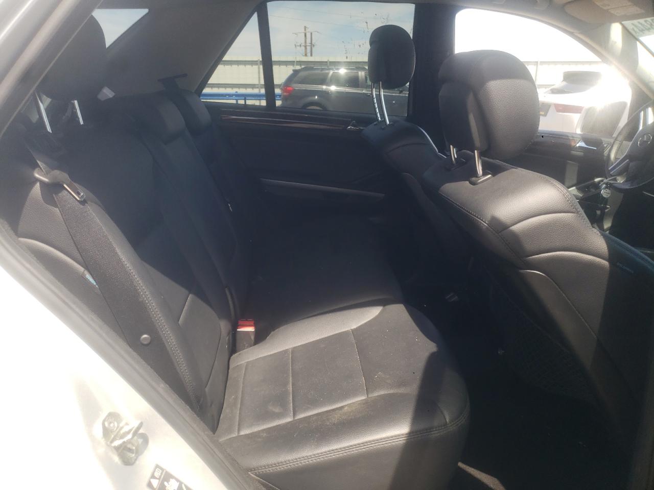 4JGBB5GB8BA694517 2011 Mercedes-Benz Ml 350