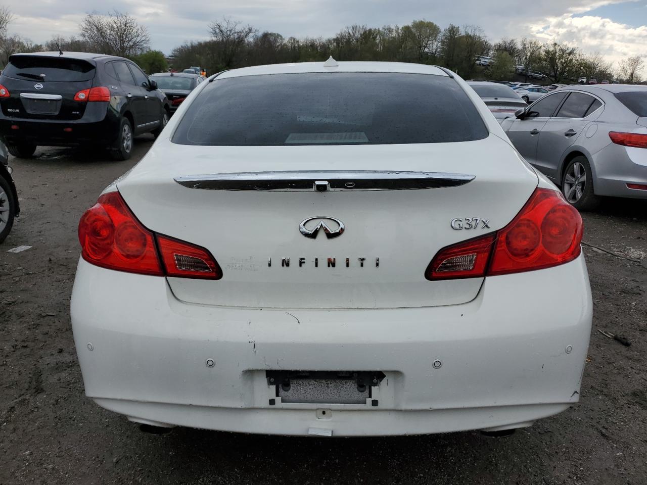 JN1CV6AR2BM351263 2011 Infiniti G37