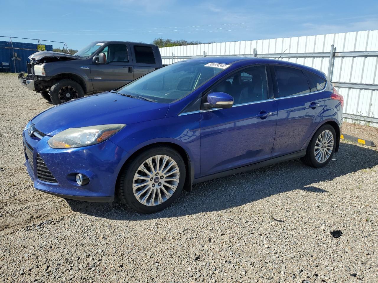 1FAHP3N2XCL321644 2012 Ford Focus Titanium