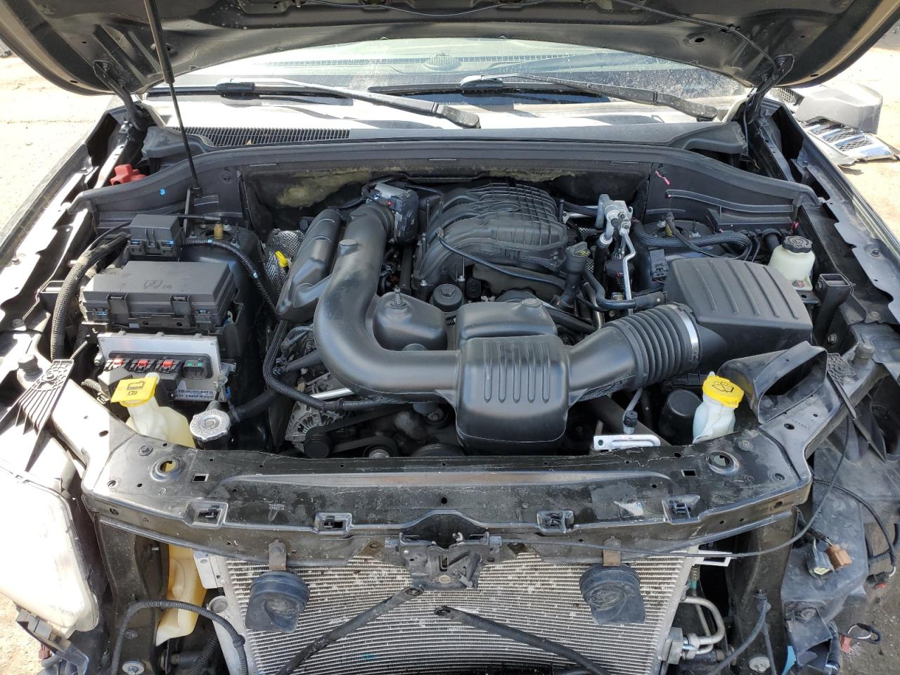 1J4RR6GG9BC745439 2011 Jeep Grand Cherokee Overland