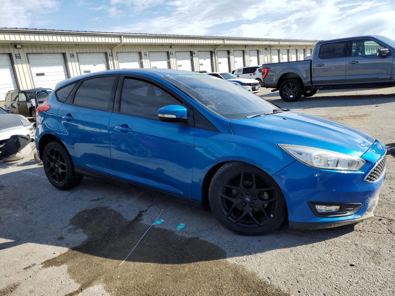 2016 Ford Focus Se vin: 1FADP3K28GL372570