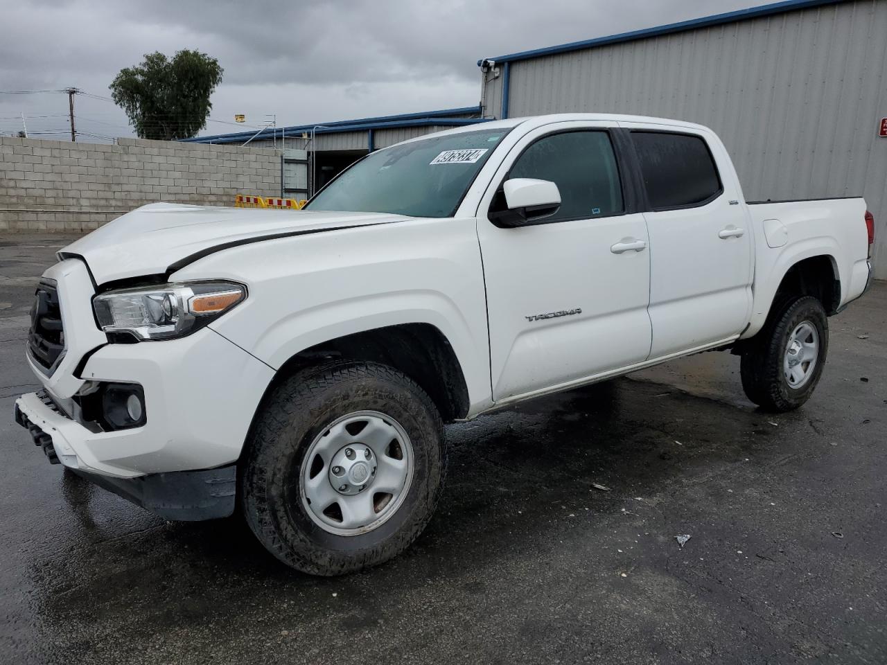 5TFAX5GN1JX113866 2018 Toyota Tacoma Double Cab