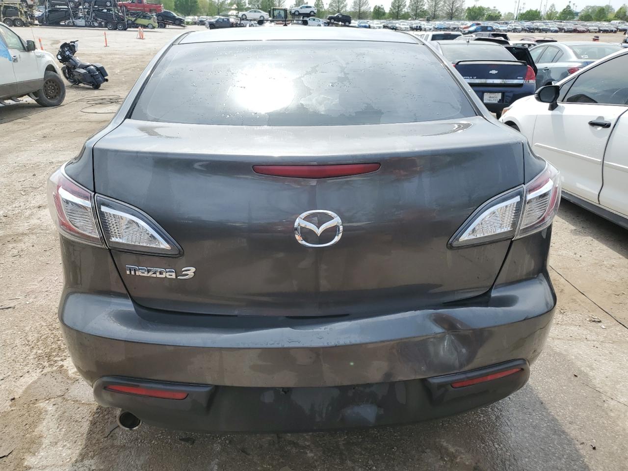 JM1BL1VFXB1388628 2011 Mazda 3 I