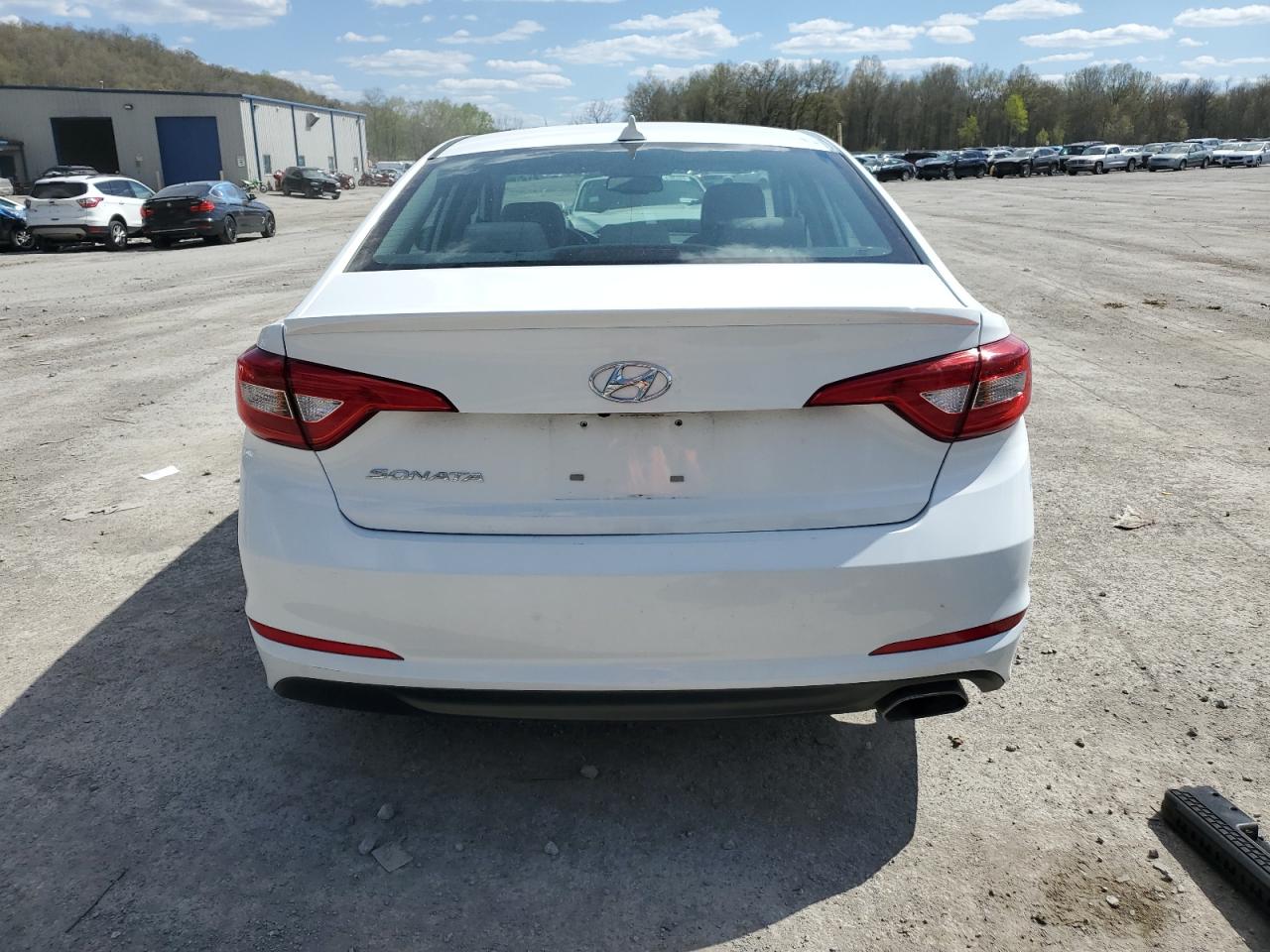 5NPE24AF6FH182874 2015 Hyundai Sonata Se