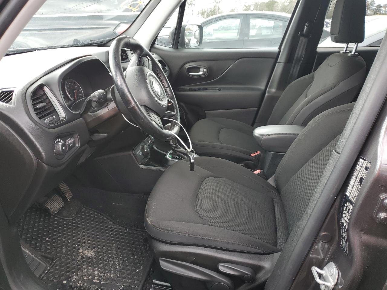 ZACNJBBB1LPL23336 2020 Jeep Renegade Latitude