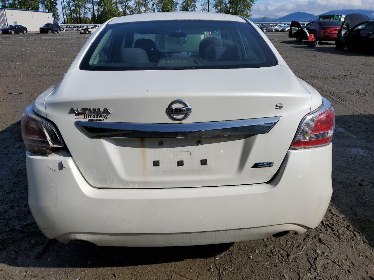 2014 Nissan Altima 2.5 vin: 1N4AL3AP4EN338977