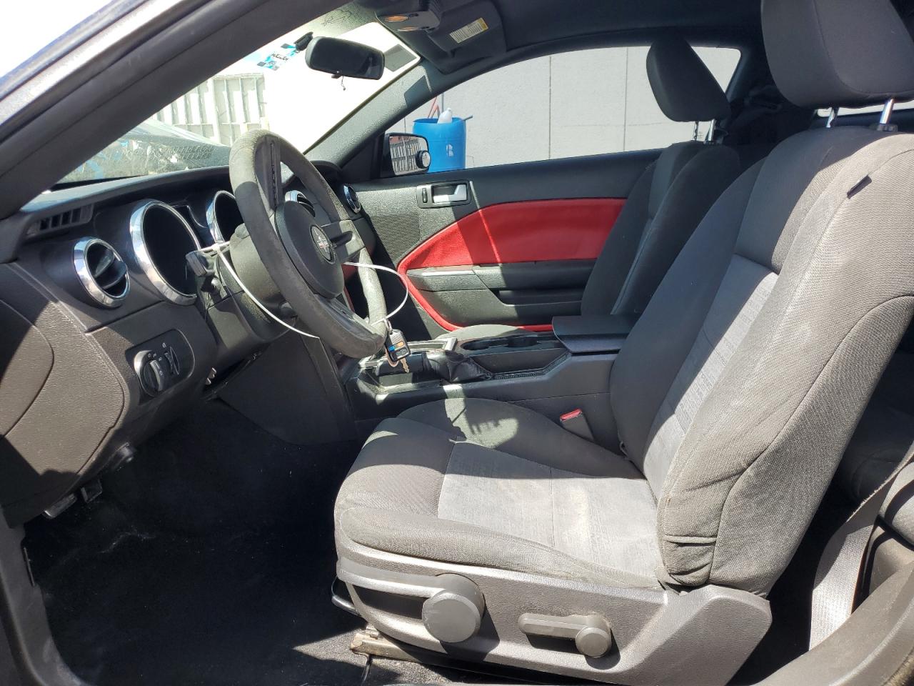 1ZVHT80N385137580 2008 Ford Mustang