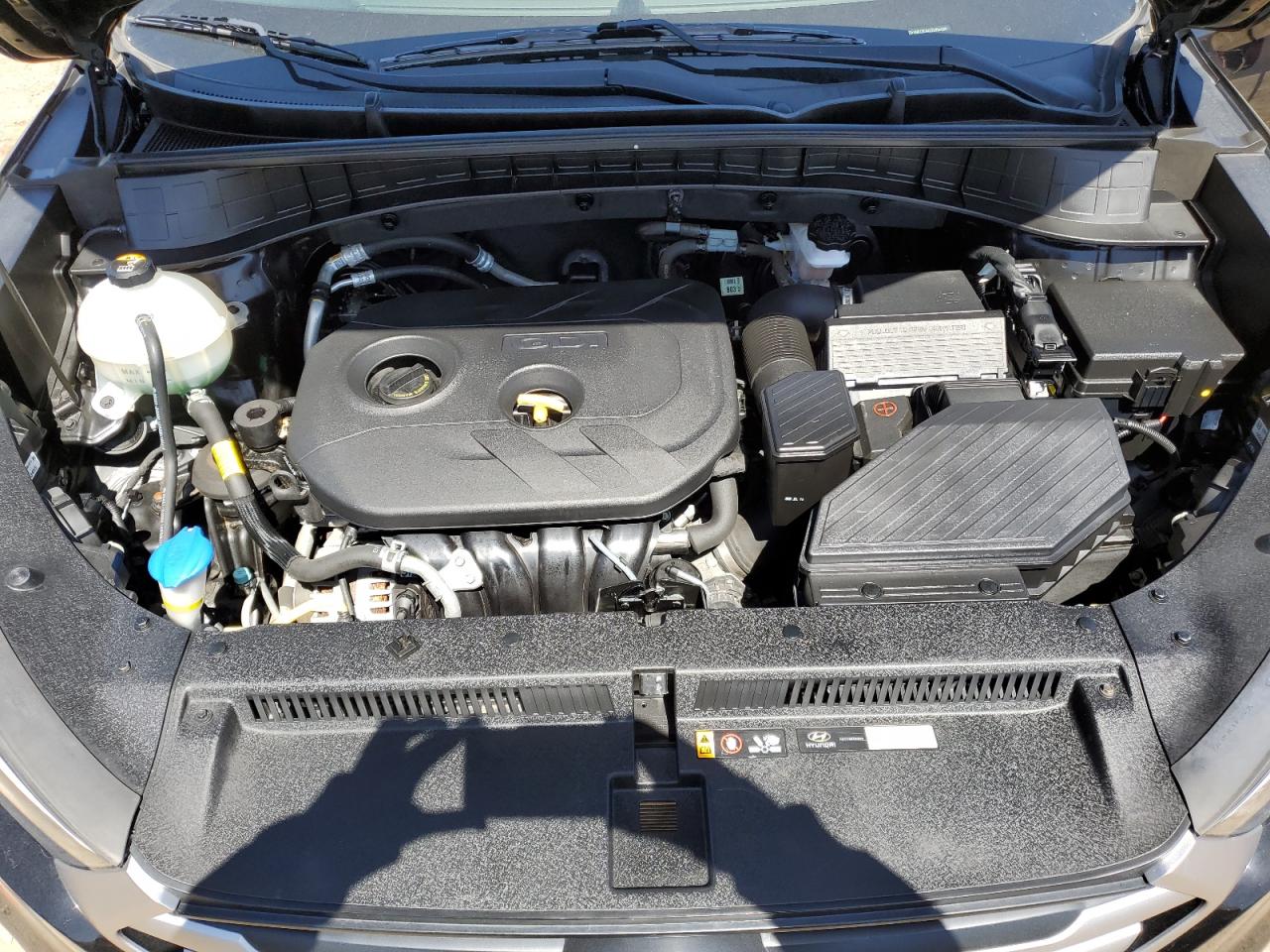 KM8J2CA42JU766688 2018 Hyundai Tucson Se