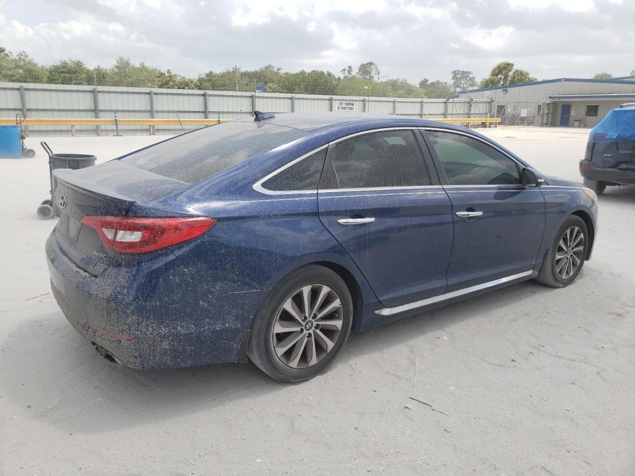 5NPE34AF8FH144947 2015 Hyundai Sonata Sport