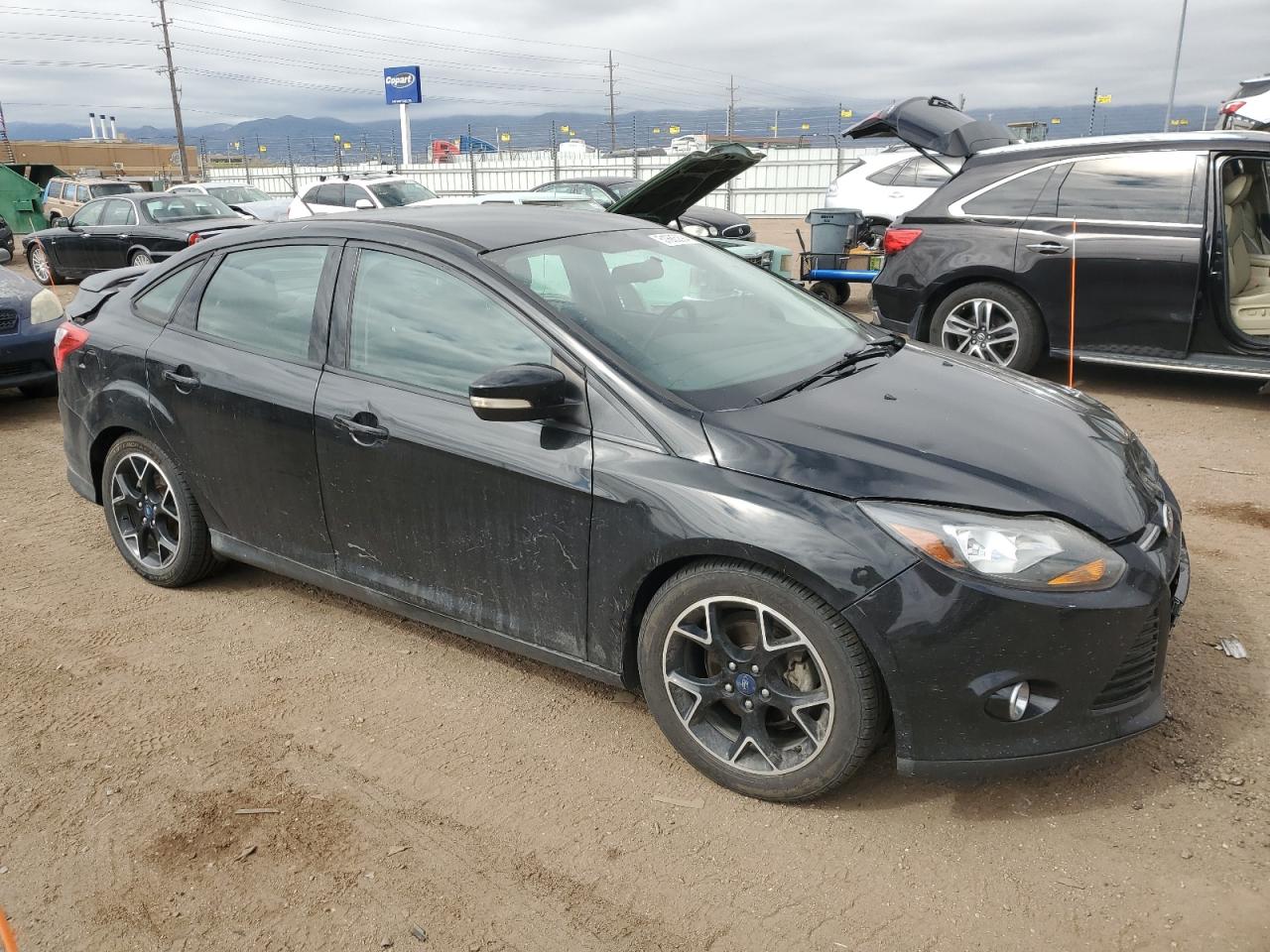 2014 Ford Focus Se vin: 1FADP3F2XEL224024