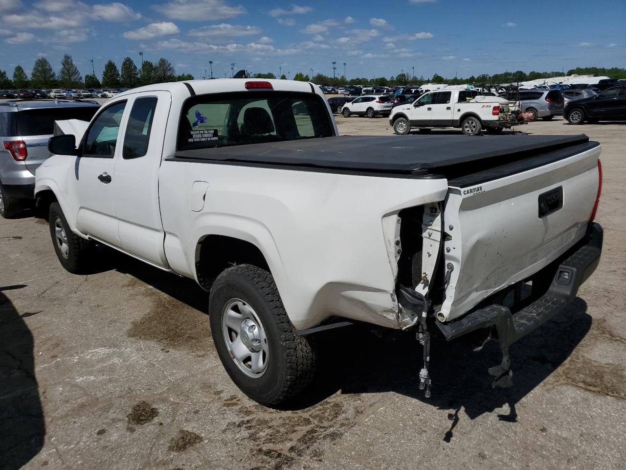 2017 Toyota Tacoma Access Cab vin: 5TFRX5GN2HX100735