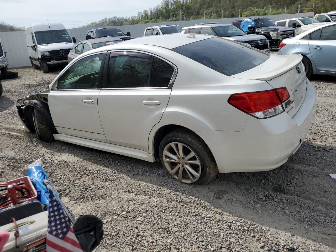 4S3BMCD64E3009173 2014 Subaru Legacy 2.5I Premium