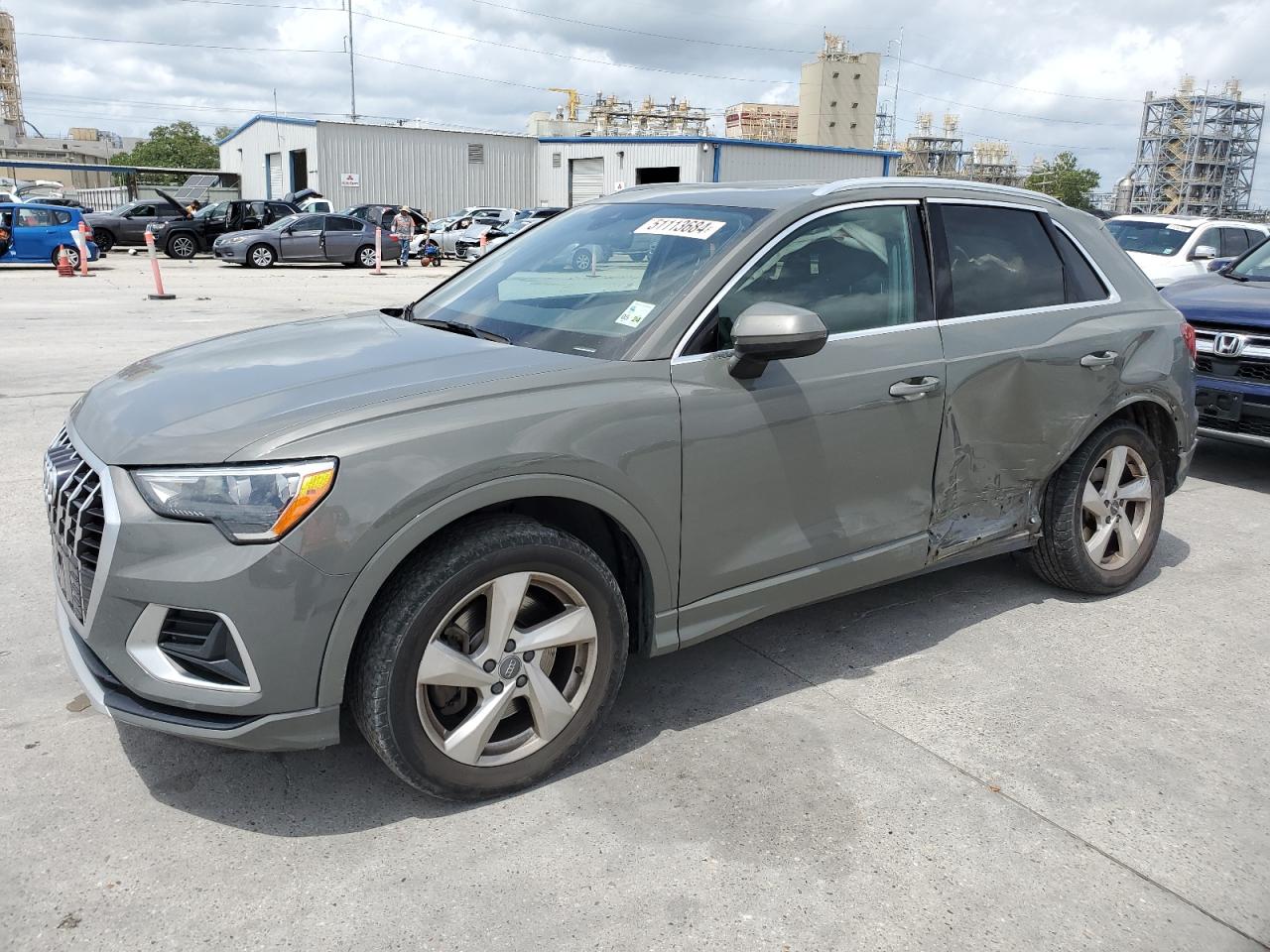 WA1AECF31K1079999 2019 Audi Q3 Premium