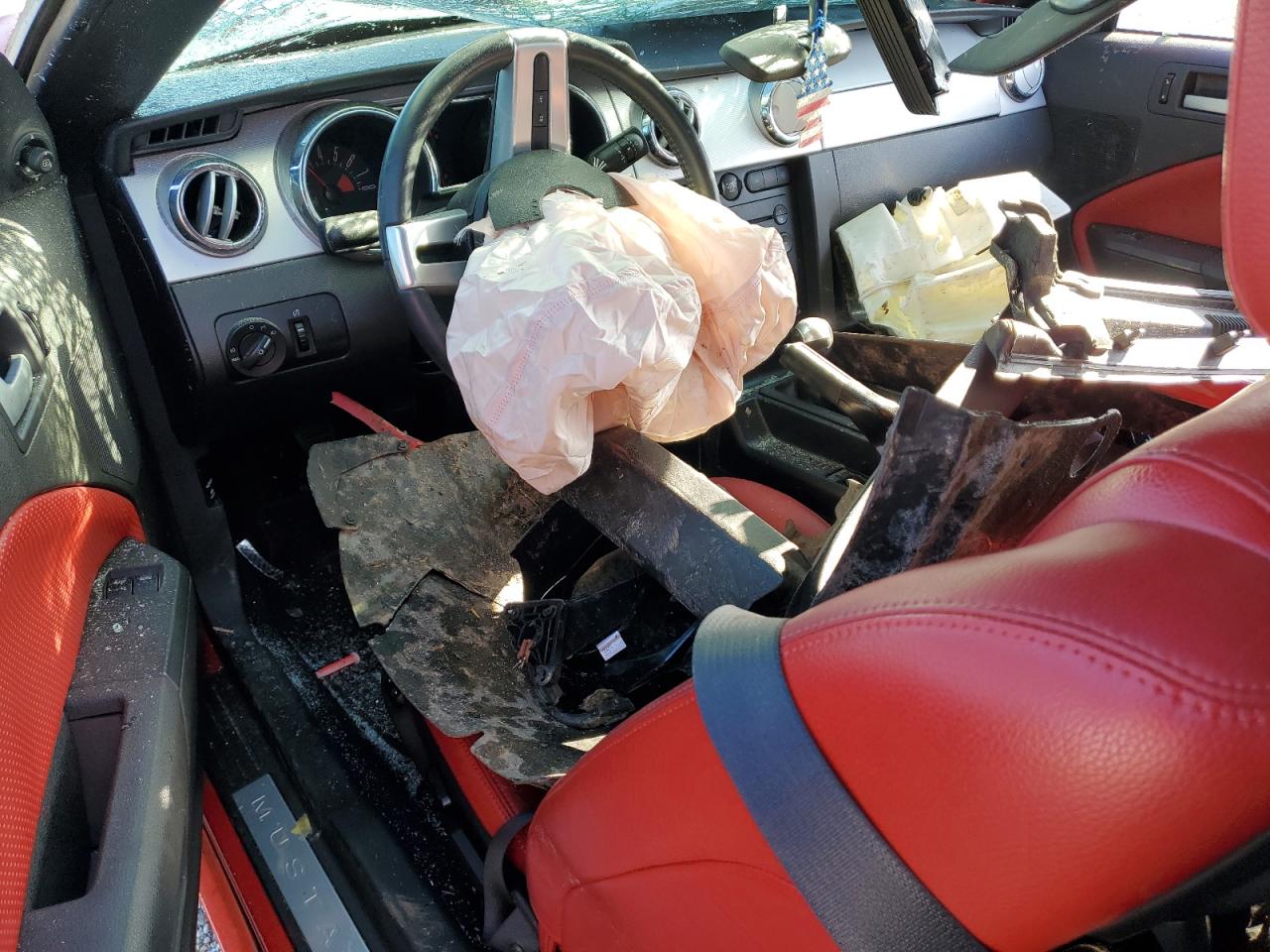 1ZVFT82H055230003 2005 Ford Mustang Gt