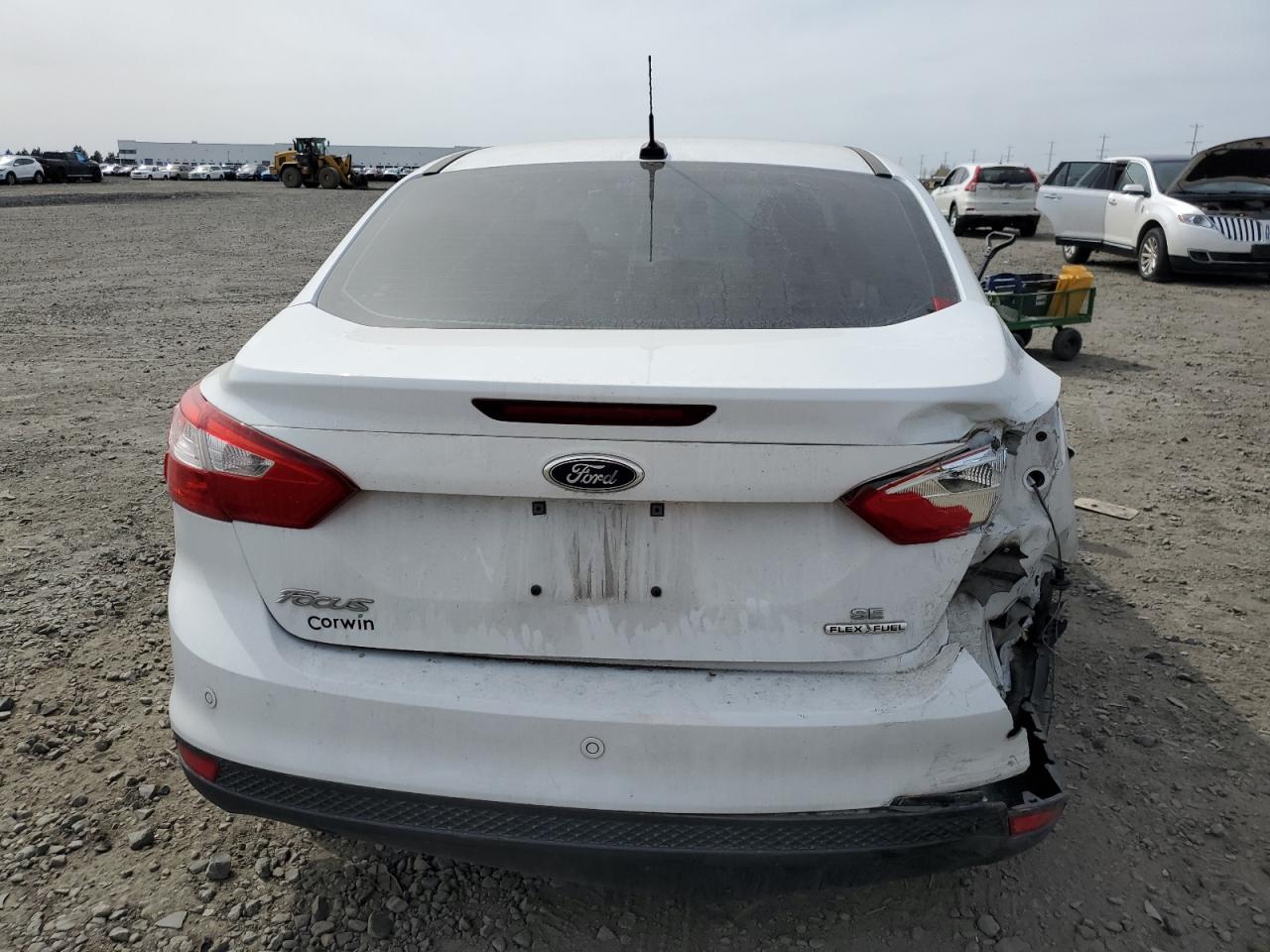 1FADP3F22EL321573 2014 Ford Focus Se