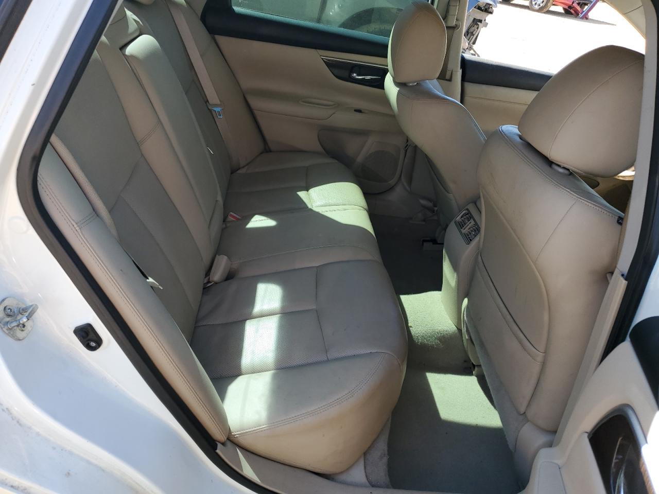 2014 Nissan Altima 2.5 vin: 1N4AL3AP0EC410527