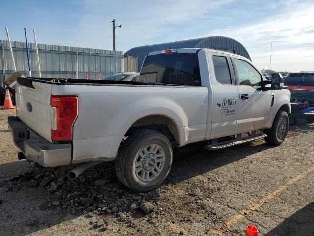  FORD F250 2019 Белый