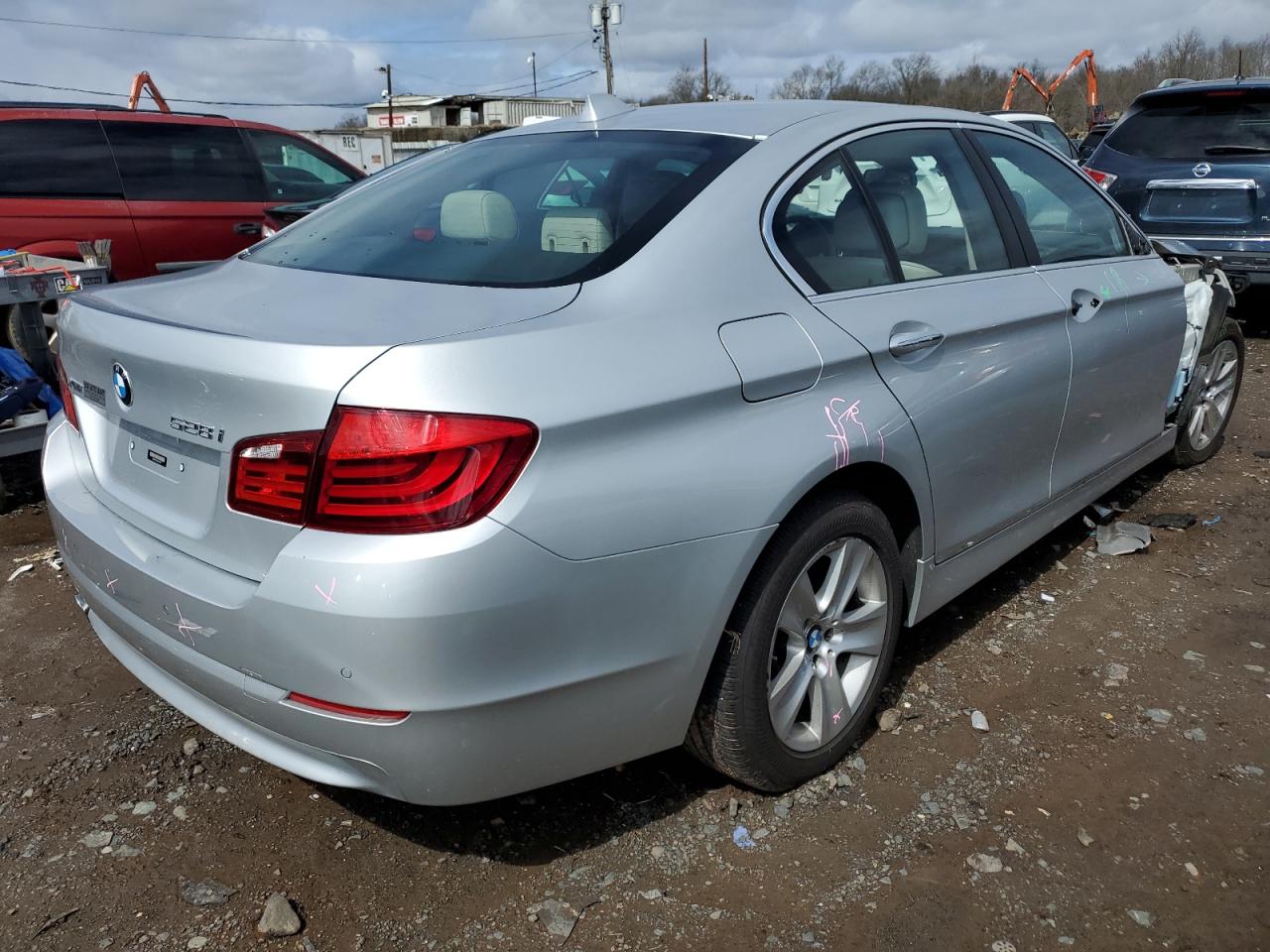 WBAXH5C55DDW13867 2013 BMW 528 Xi