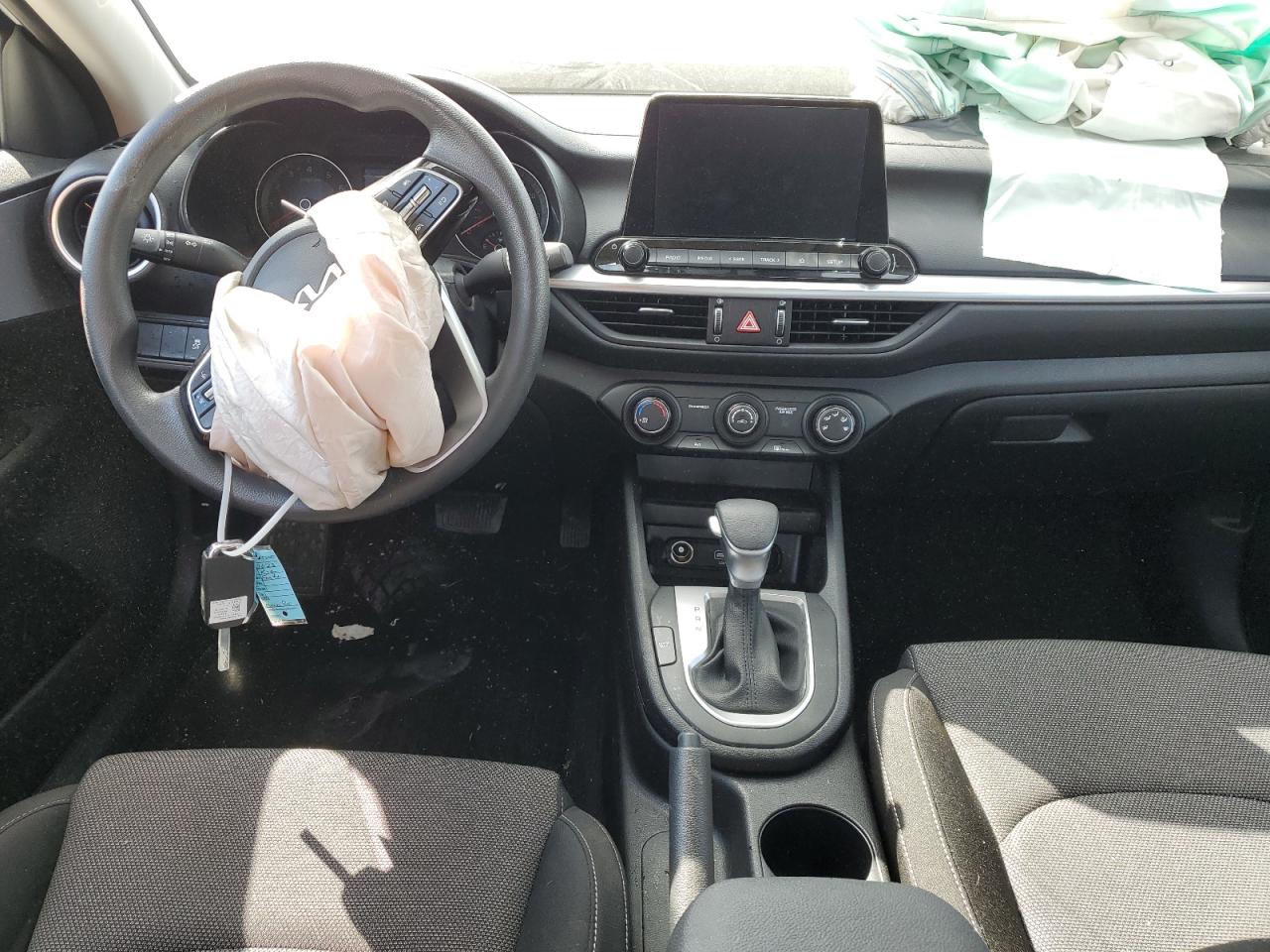 3KPF24AD7RE736015 2024 Kia Forte Lx