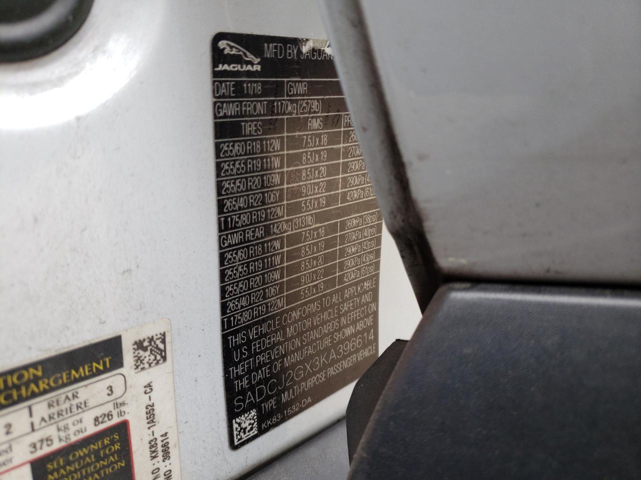 SADCJ2GX3KA396614 2019 Jaguar F-Pace Premium