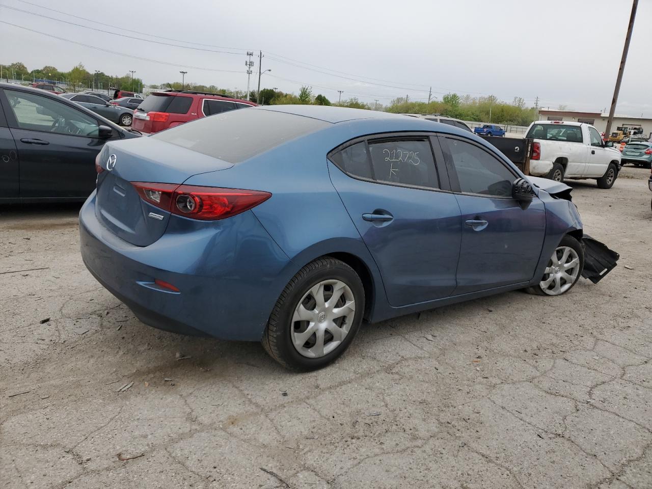 3MZBN1U72JM212725 2018 Mazda 3 Sport