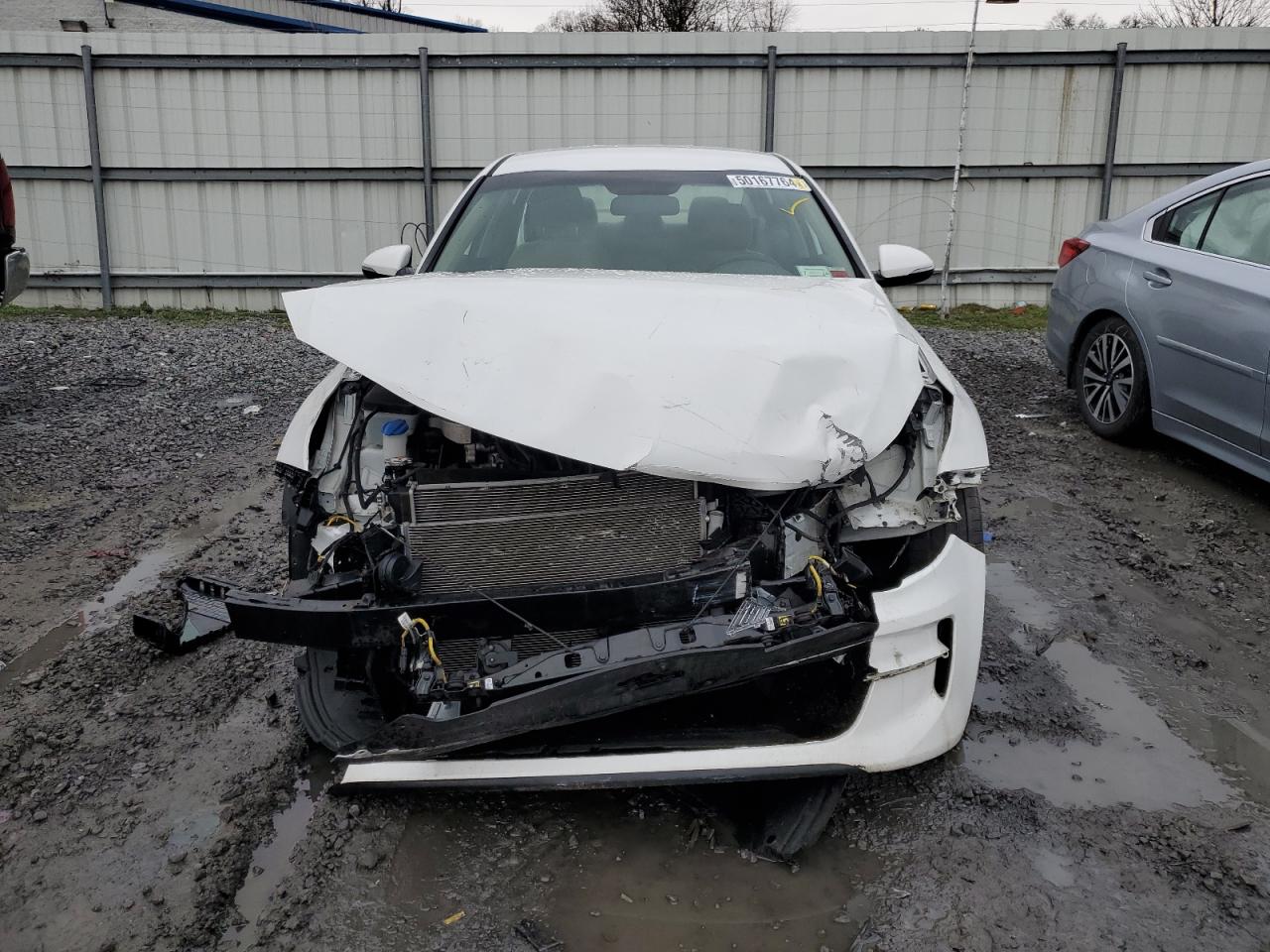 5XXGT4L3XJG260750 2018 Kia Optima Lx