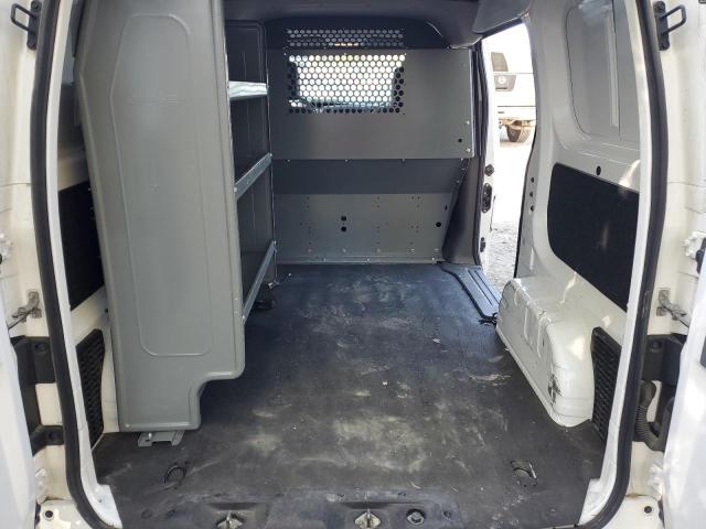 2017 Nissan NV - Image 10