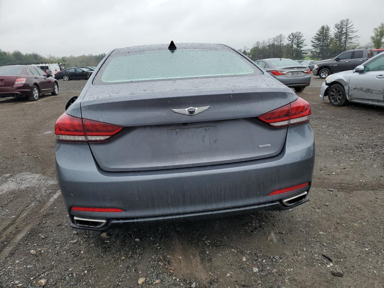 KMHGN4JE0FU098977 2015 Hyundai Genesis 3.8L