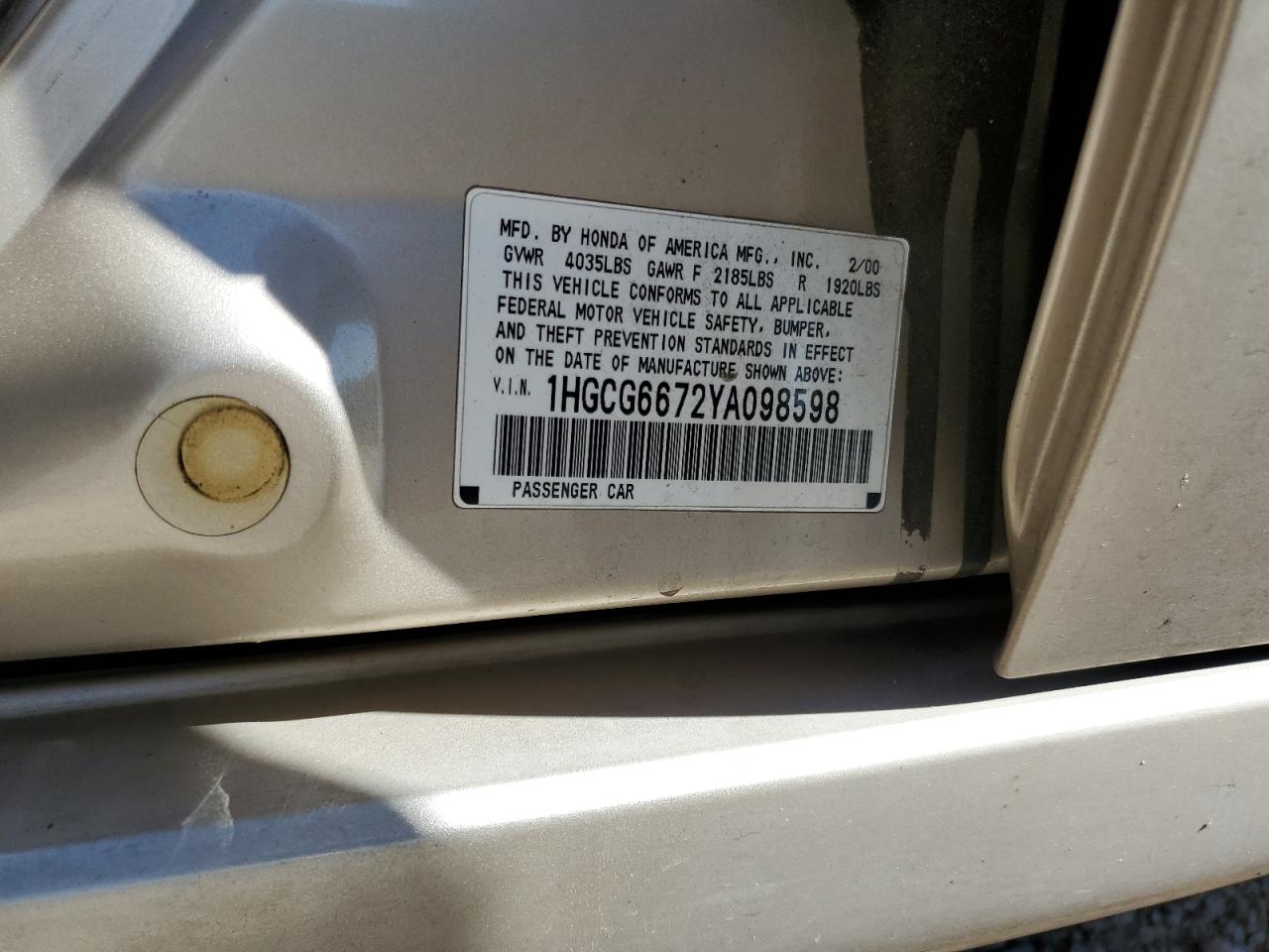 1HGCG6672YA098598 2000 Honda Accord Ex