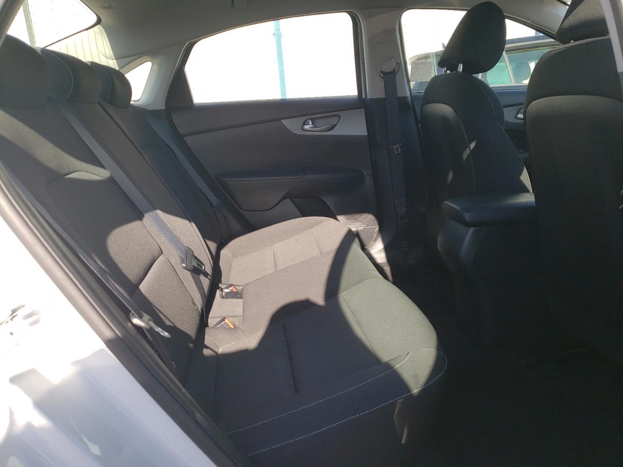 3KPF24AD6ME294515 2021 Kia Forte Fe