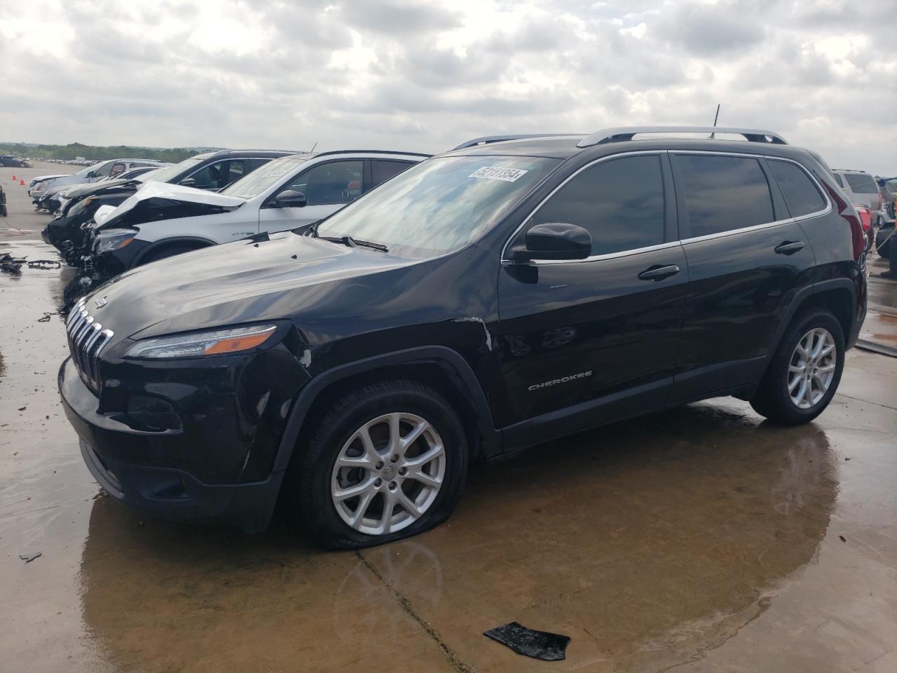 2018 Jeep Cherokee Latitude Plus vin: 1C4PJLLB2JD538204