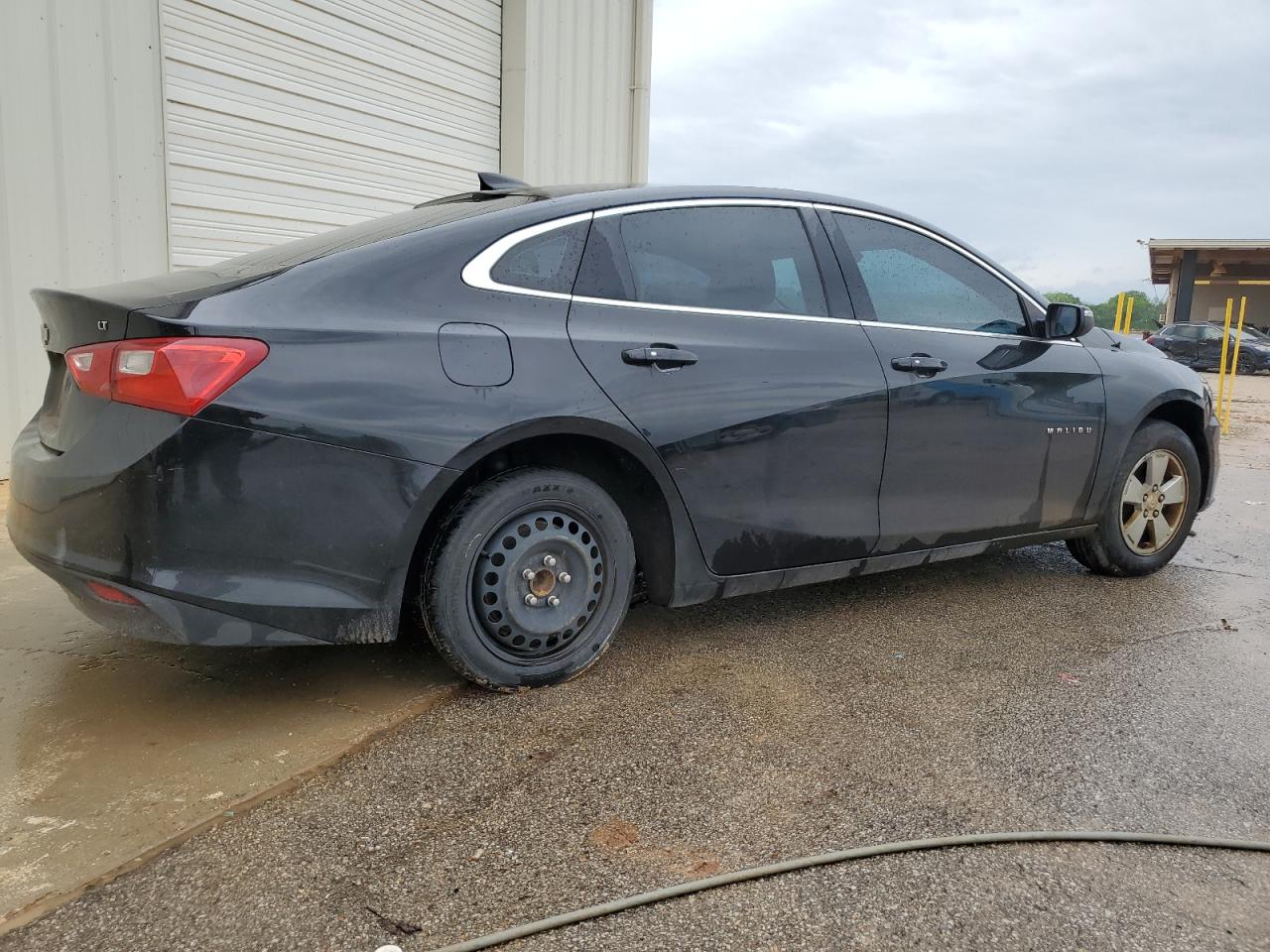 1G1ZD5ST6JF170399 2018 Chevrolet Malibu Lt