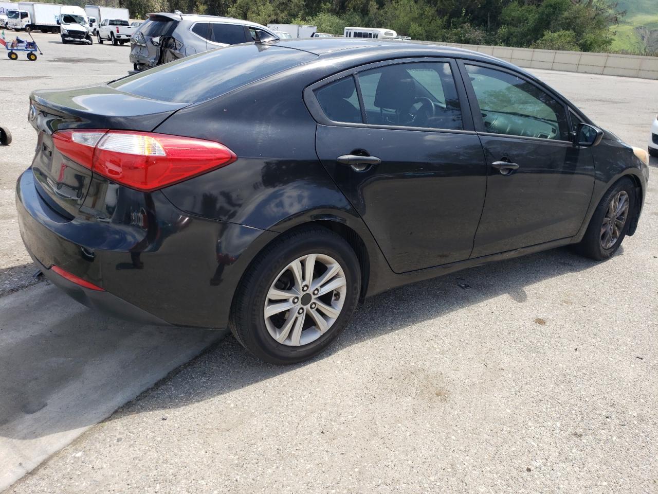 KNAFK4A62G5548932 2016 Kia Forte Lx