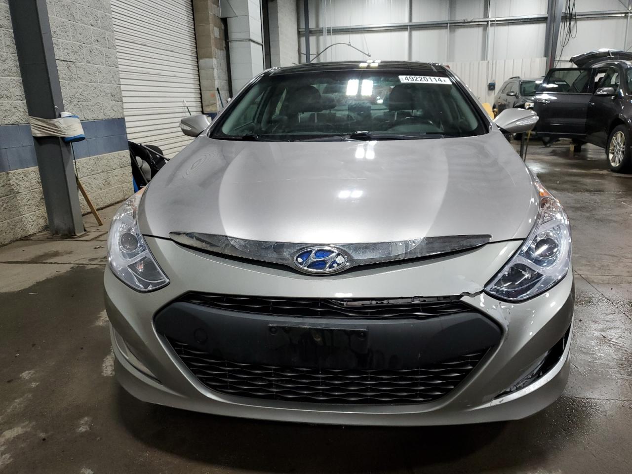 2013 Hyundai Sonata Hybrid vin: KMHEC4A46DA050855