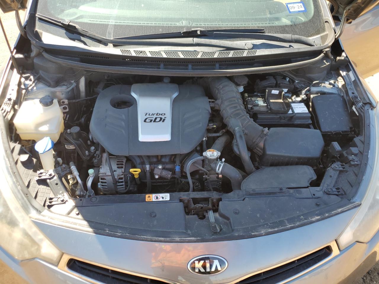 KNAFZ6A34F5420137 2015 Kia Forte Sx