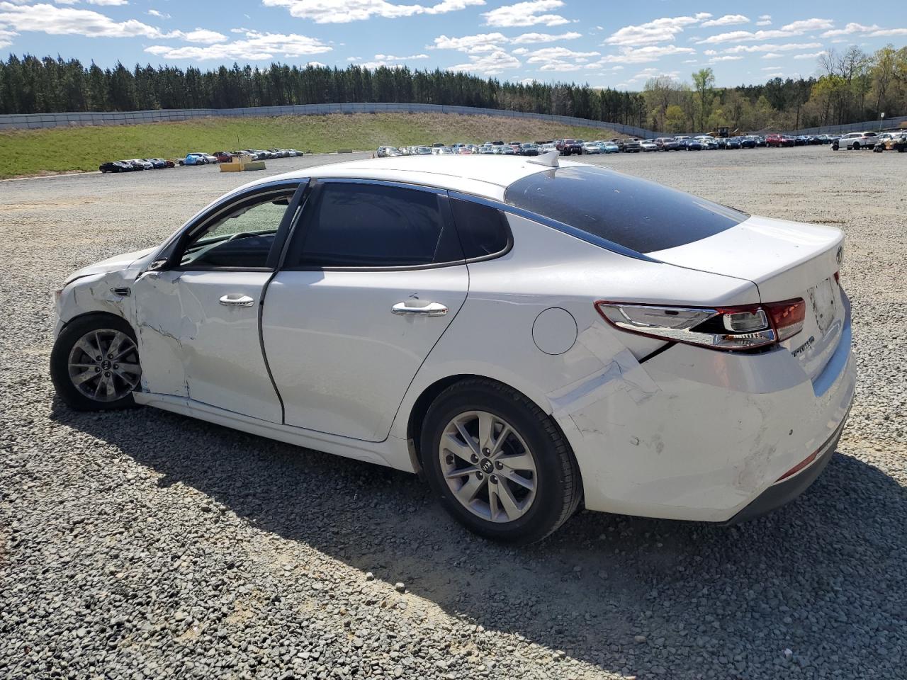 5XXGT4L33JG249119 2018 Kia Optima Lx