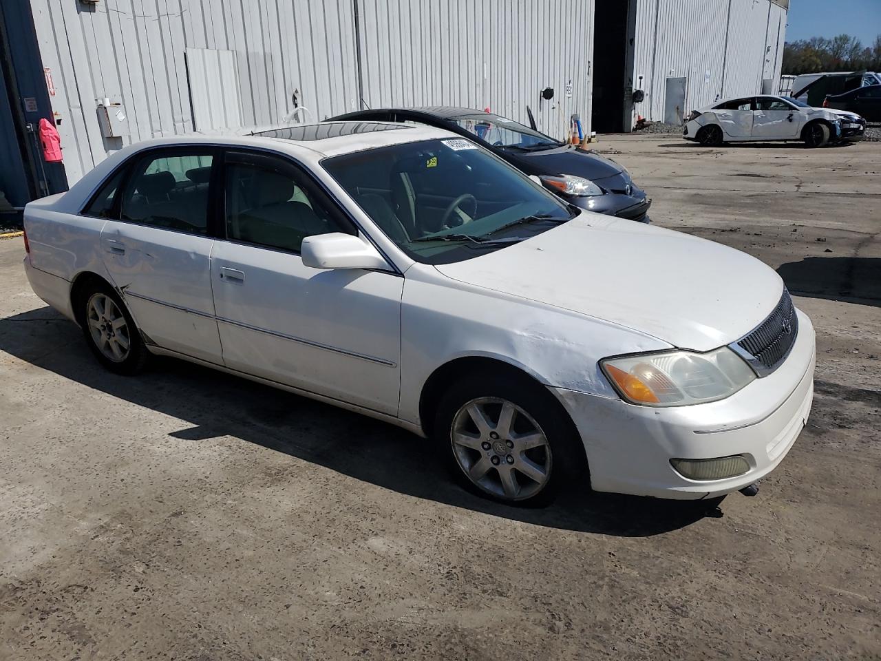 4T1BF28B72U258242 2002 Toyota Avalon Xl