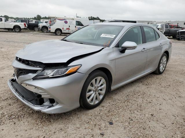 Lot #2494334874 2020 TOYOTA CAMRY LE salvage car
