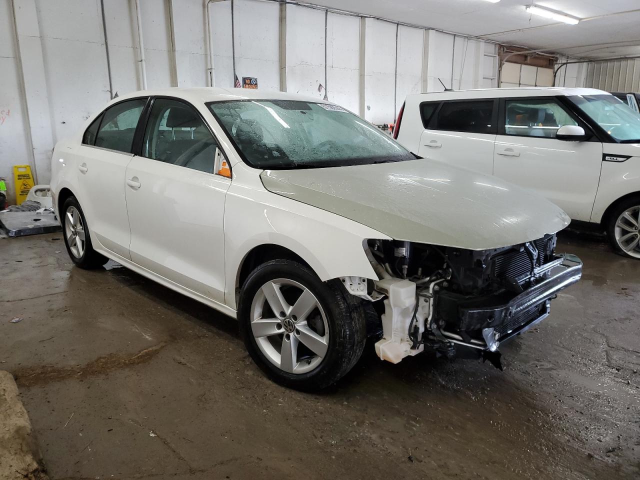 2013 Volkswagen Jetta Tdi vin: 3VWLL7AJ3DM297818