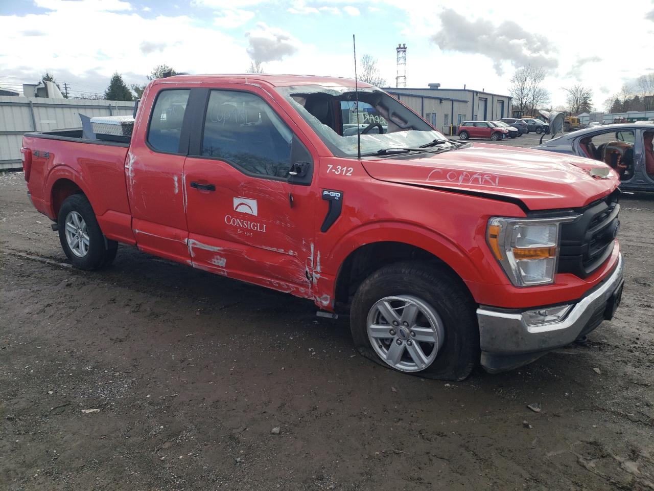 2022 Ford F150 Super Cab vin: 1FTFX1E59NKE67817