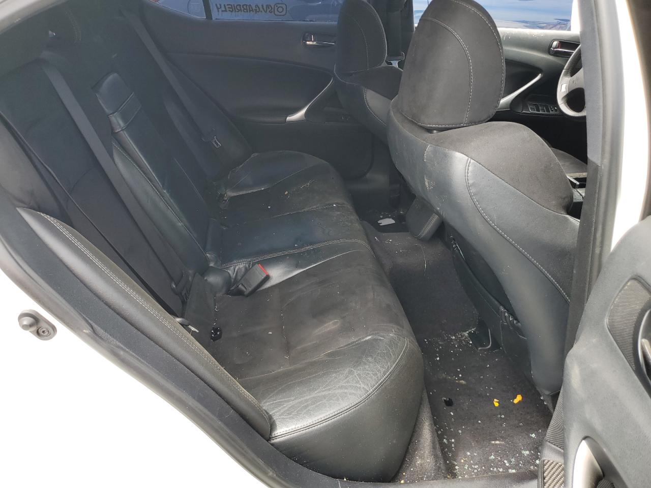 JTHBF5C22B5136748 2011 Lexus Is 250