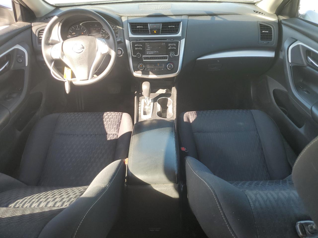 1N4AL3AP9JC212698 2018 Nissan Altima 2.5