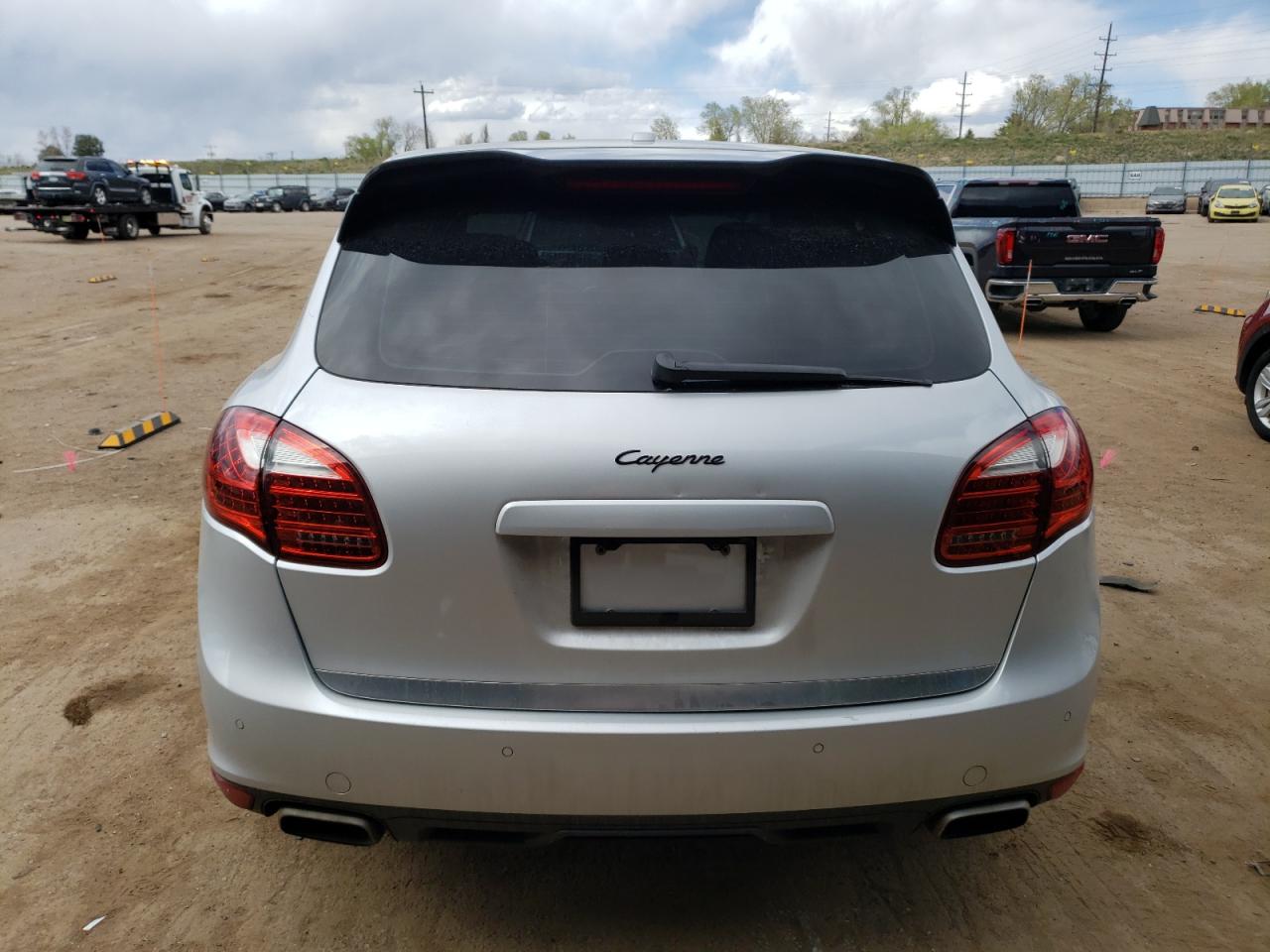 WP1AA2A26CLA07906 2012 Porsche Cayenne