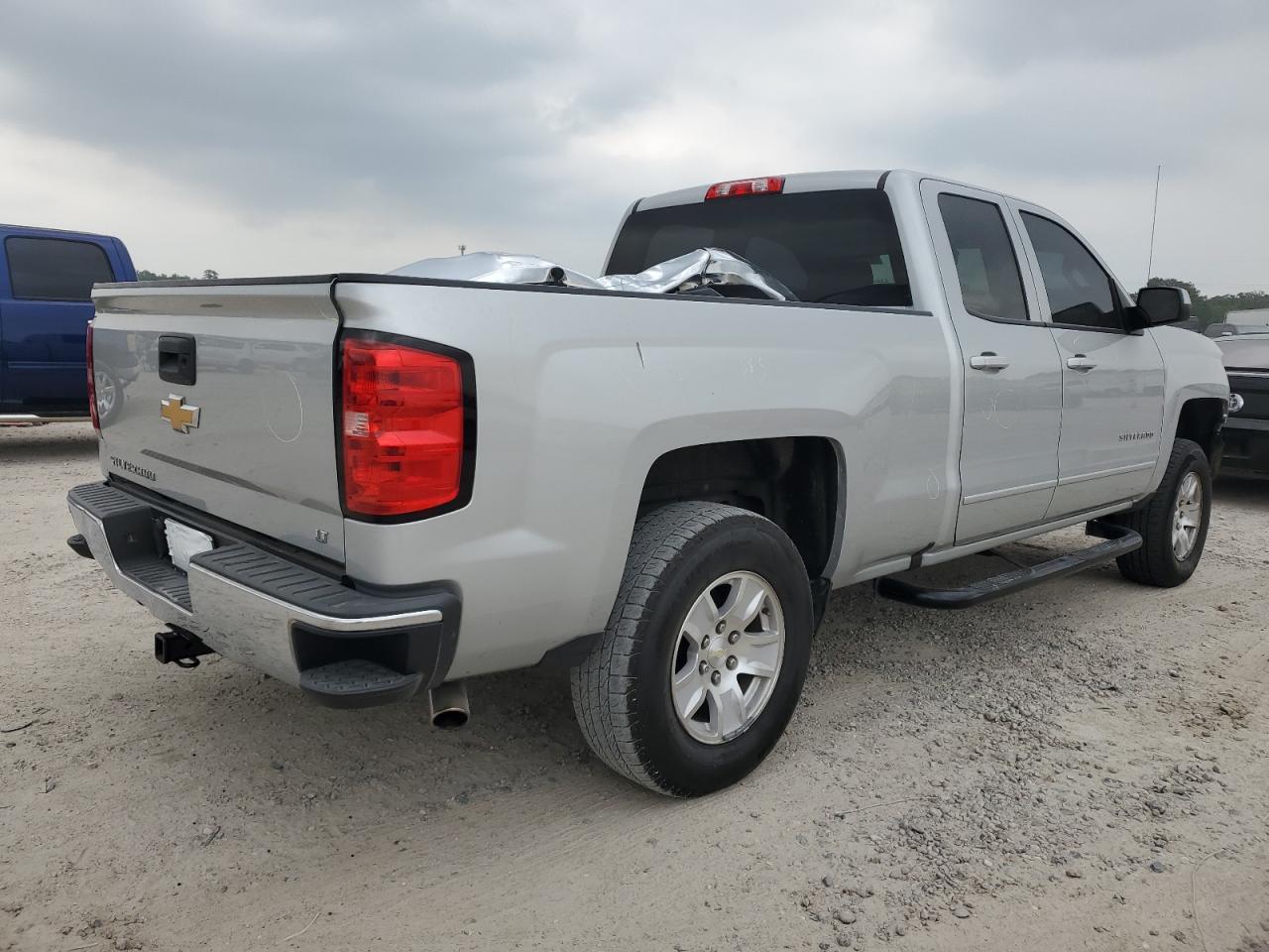 1GCRCREC5JZ180871 2018 Chevrolet Silverado C1500 Lt