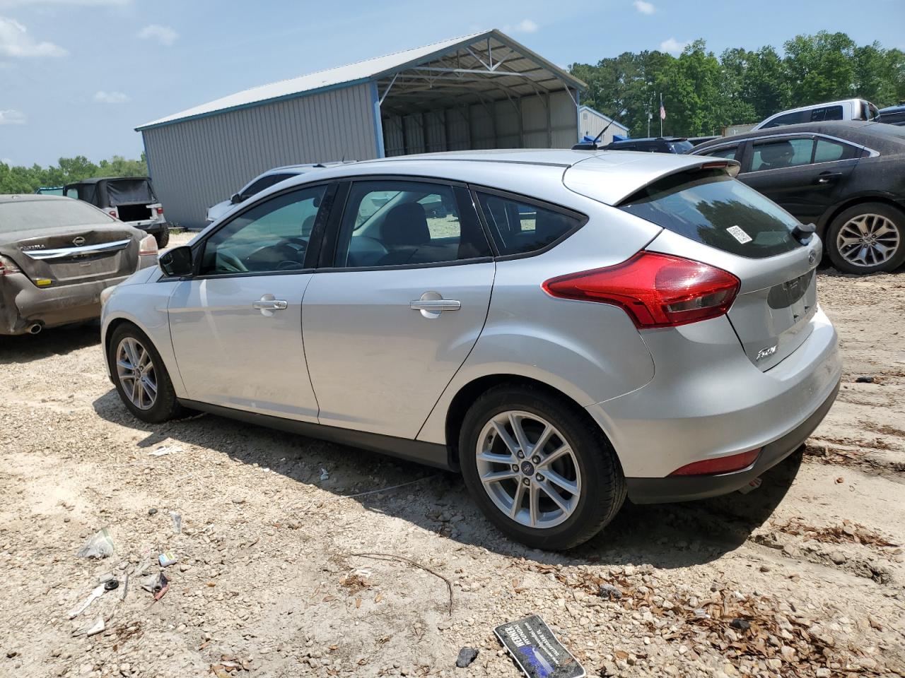 2017 Ford Focus Se vin: 1FADP3K27HL216733